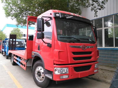 浙江上虞解放龙V中型挖机拖车厂家报价指南